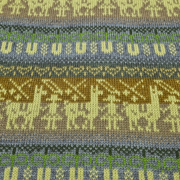 Alpa Top Alpaca Peruvian Hooded Cardigan - Picture 7 of 9